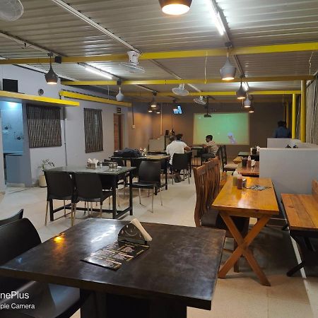 Pristine Inn Manyata 班加罗尔 外观 照片