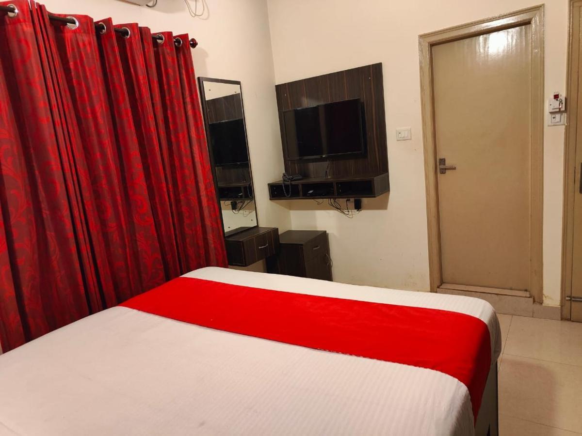 Pristine Inn Manyata 班加罗尔 外观 照片